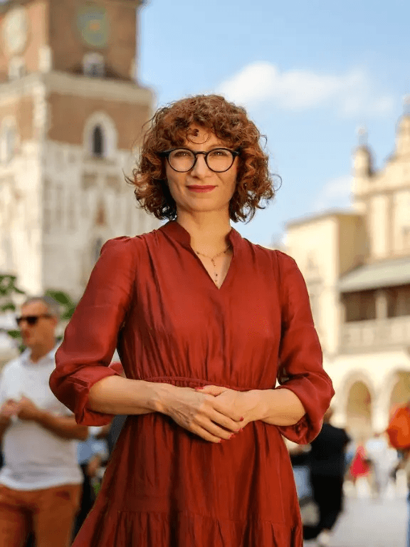 Daria Gosek-Popiołek na Rynku Głównym w Krakowie